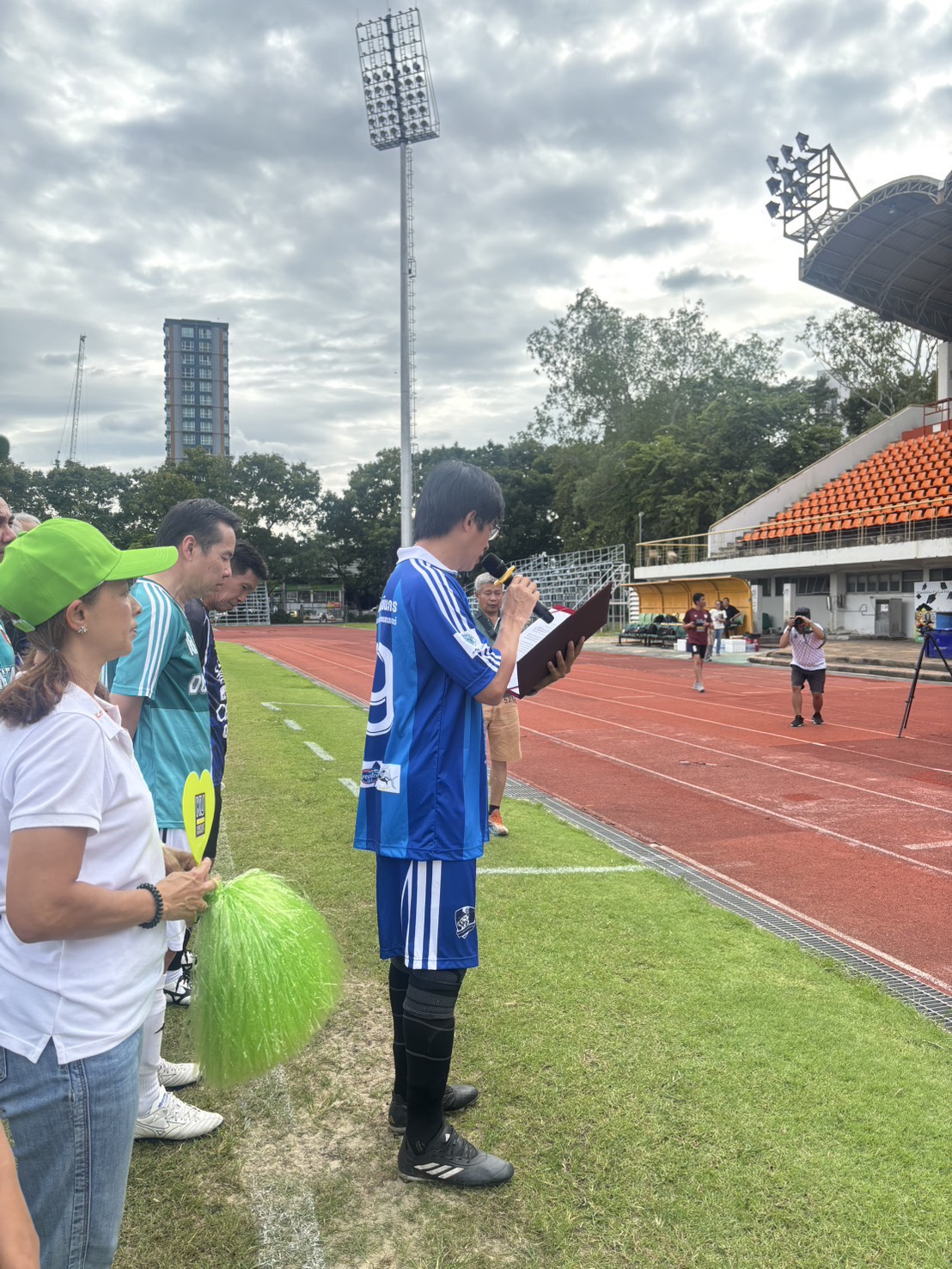 ฟุตบอลอาวุโส เกษตรสัมพันธ์คัพ ครั้งที่1